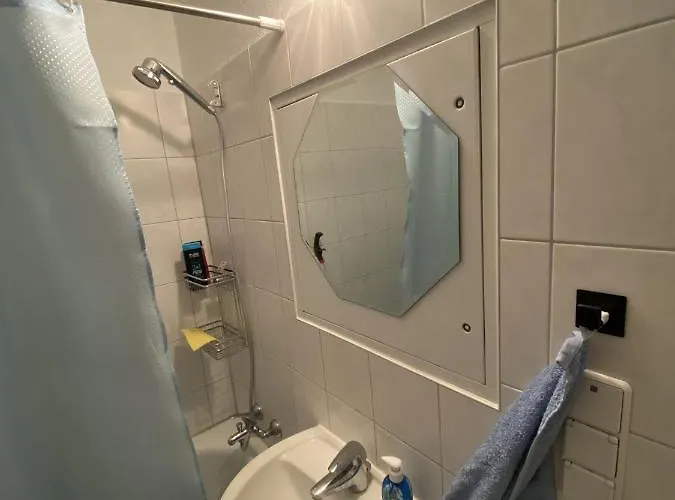 Gemuetliche Mit Smart-tv Und Grossem Balkon Apartament Berlin